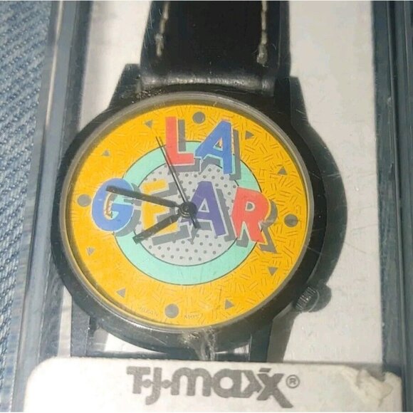 Vintage LA GEAR (swatch) Style Wristwatch With Face Protector Made In Hong Kong - Picture 1 of 9